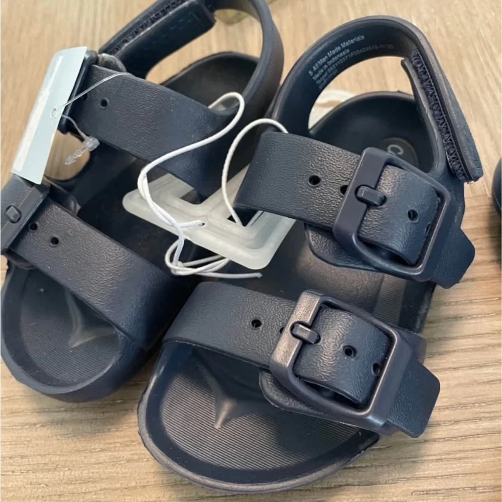 TWO Cat and Jack toddler sandal/ shoes size 5- price for both